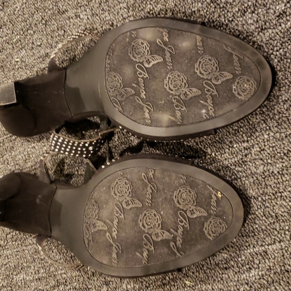 Joan Boyce Blk w/ Silv Bling Wedge Sandal, Sz 9.5, NWT - Picture 3 of 10